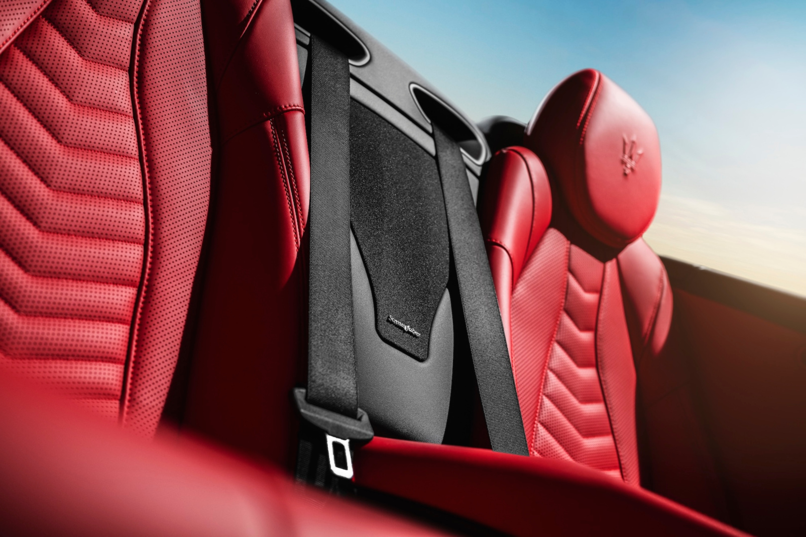 SMALL_圖12- 全新 Maserati GranCabrio 誕生 全球驚艷亮相！